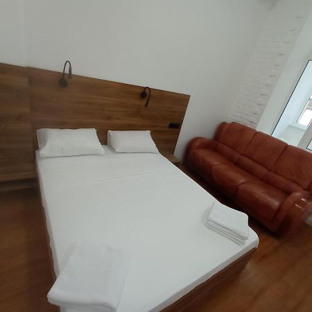 N.A.N. Apartments City Centre Kiev Buitenkant foto