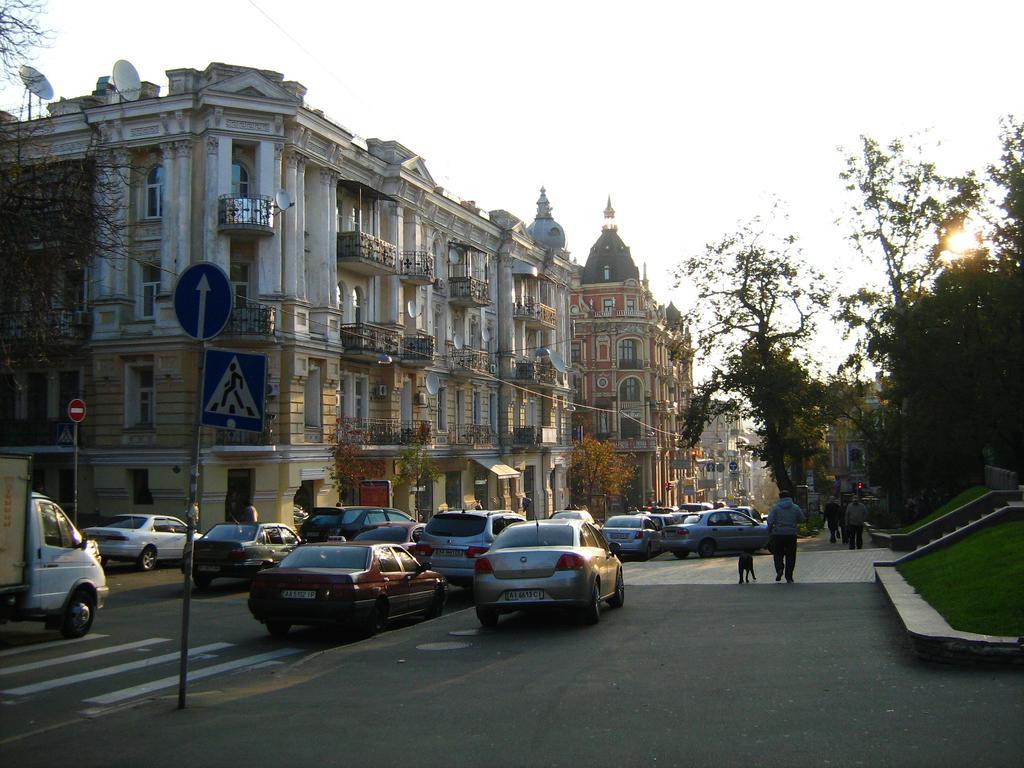 N.A.N. Apartments City Centre Kiev Buitenkant foto